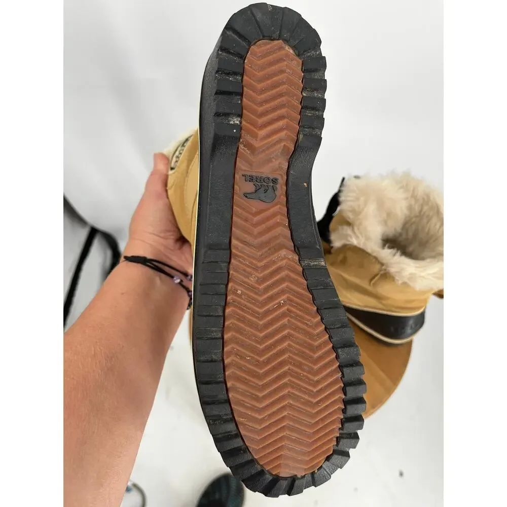 Sorel gently preowned